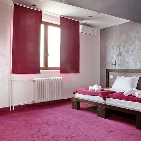 Side One Design Garni Hotel Belgrade