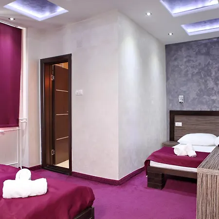 Hotel Side One Design Garni