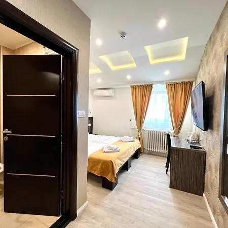 Szálloda Side One Design Garni 3*