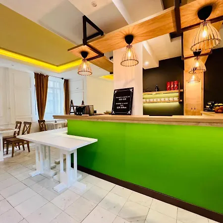 Side One Design Garni Belgrado