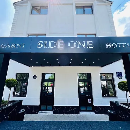 Side One Design Garni Hotel 3*