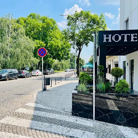 Hotel Side One Design Garni 3*