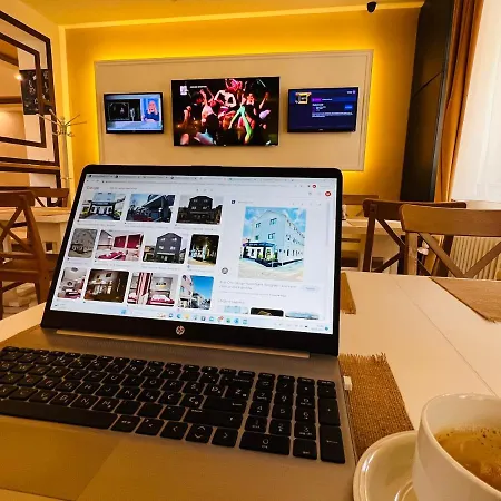 Side One Design Garni Hotel Belgrado