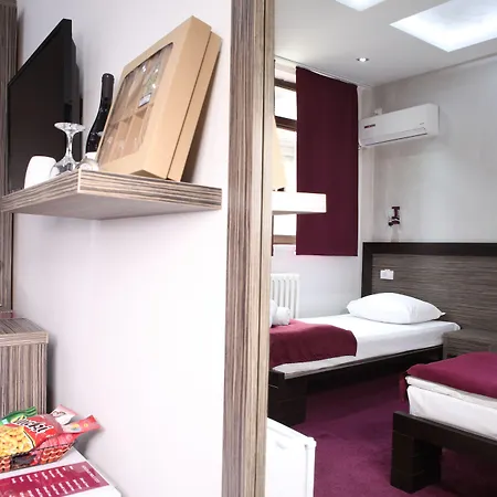 Side One Design Garni Hotel