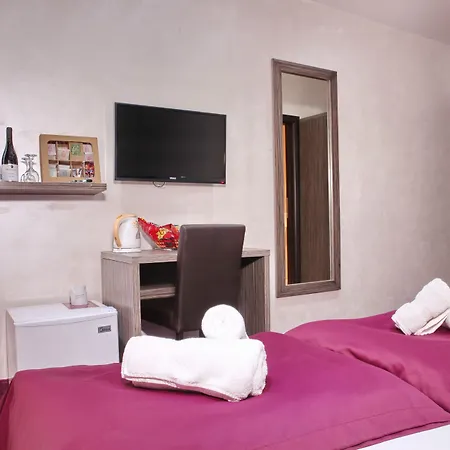 Side One Design Garni 3*