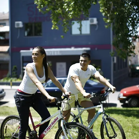 Hotel Side One Design Garni 3*