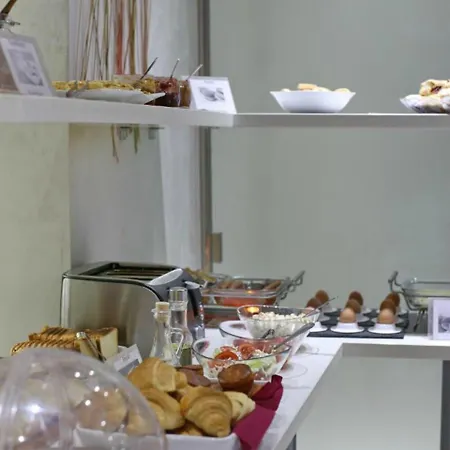 Side One Design Garni 3* Belgrade