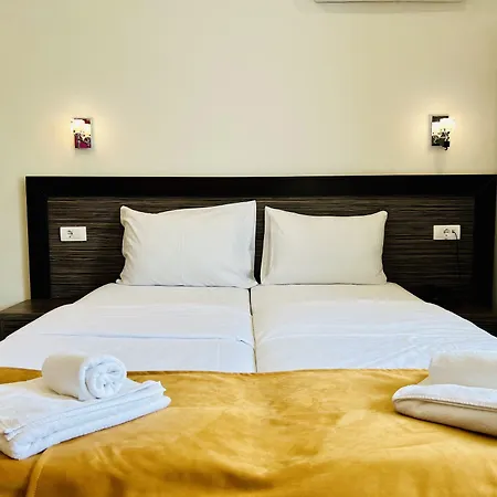 Side One Design Garni 3* Belgrado