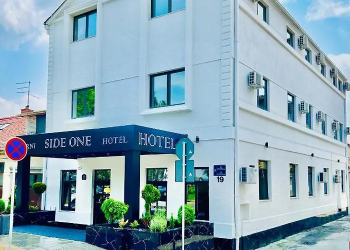 Side One Design Garni Hotel