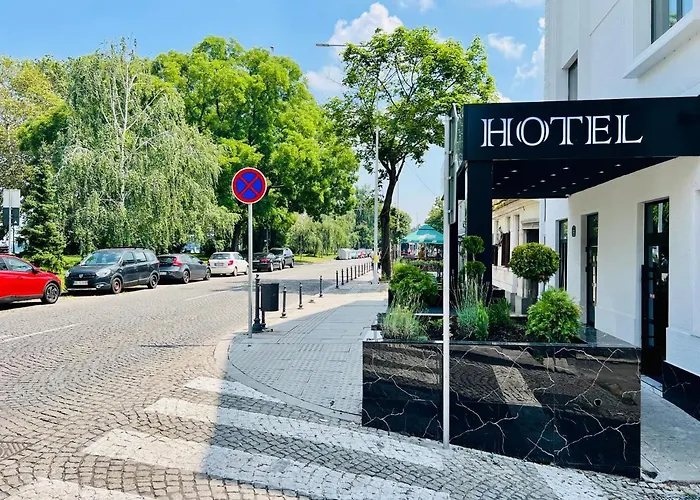 Hotel Side One Design Garni 3*