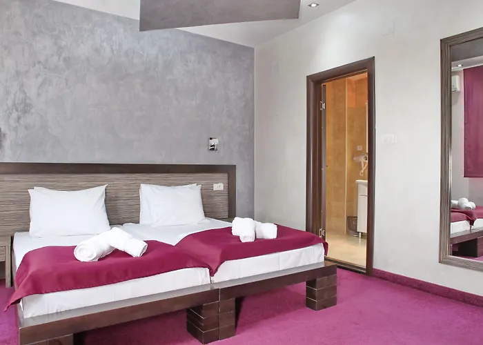 Side One Design Garni 3* Belgrade