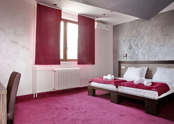 Side One Design Garni 3* Belgrade