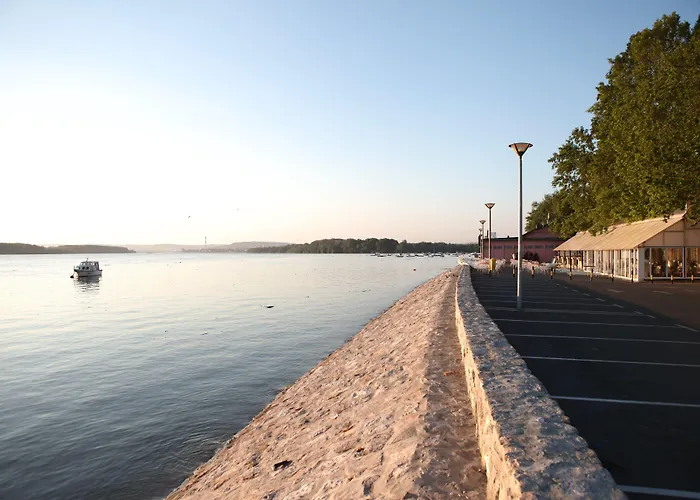 加尔尼赛德汶设计酒店