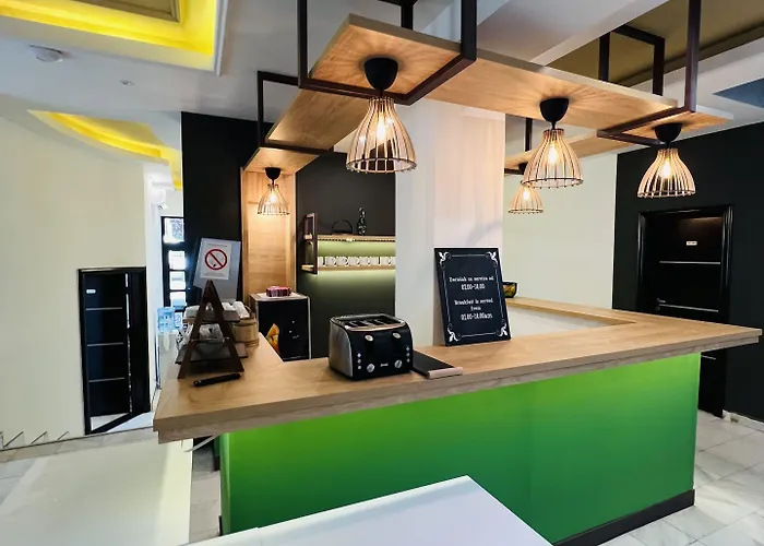 Hotel Side One Design Garni 3*